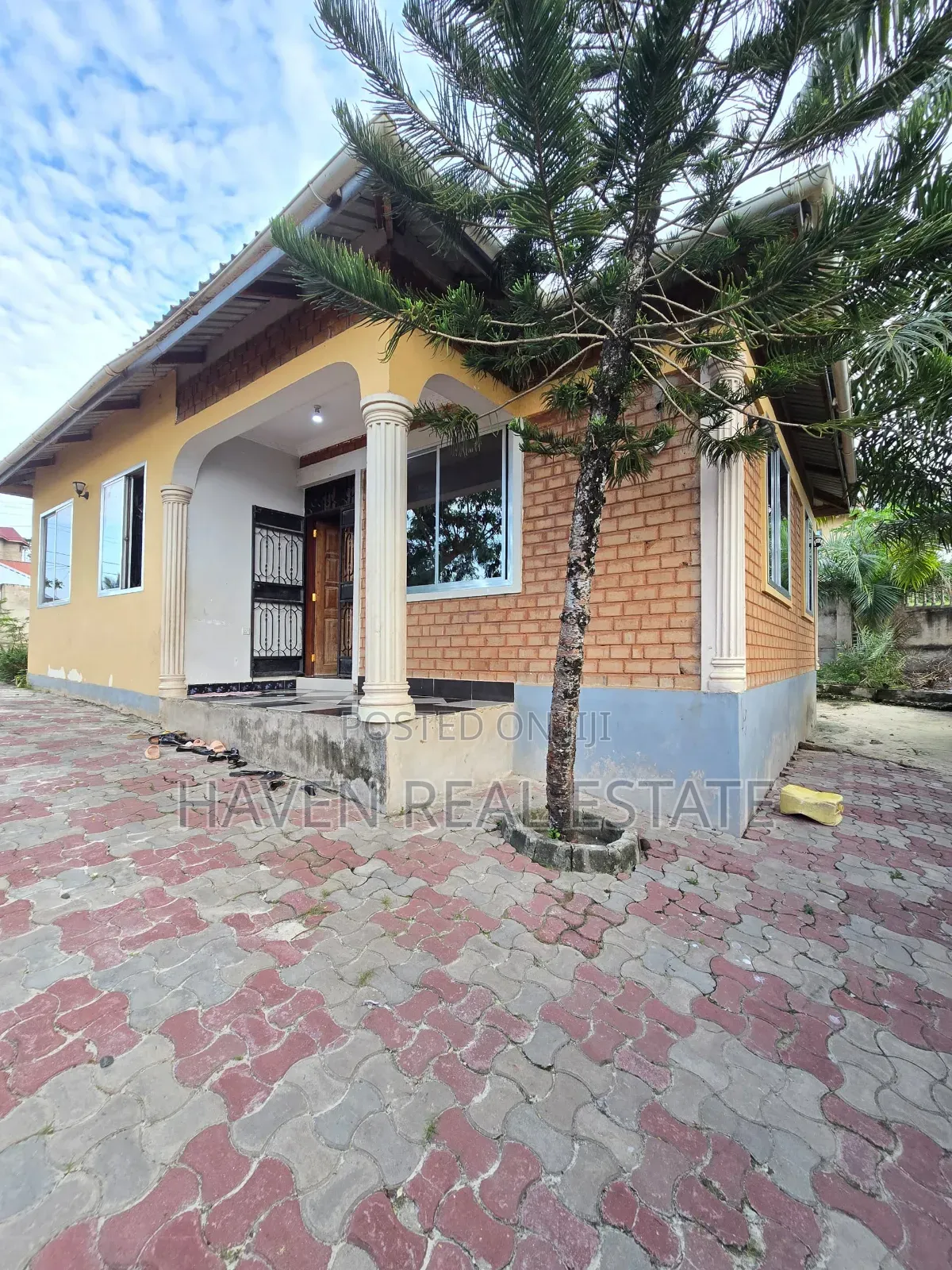 4bdrm House in Mbezi for sale in Mbezi