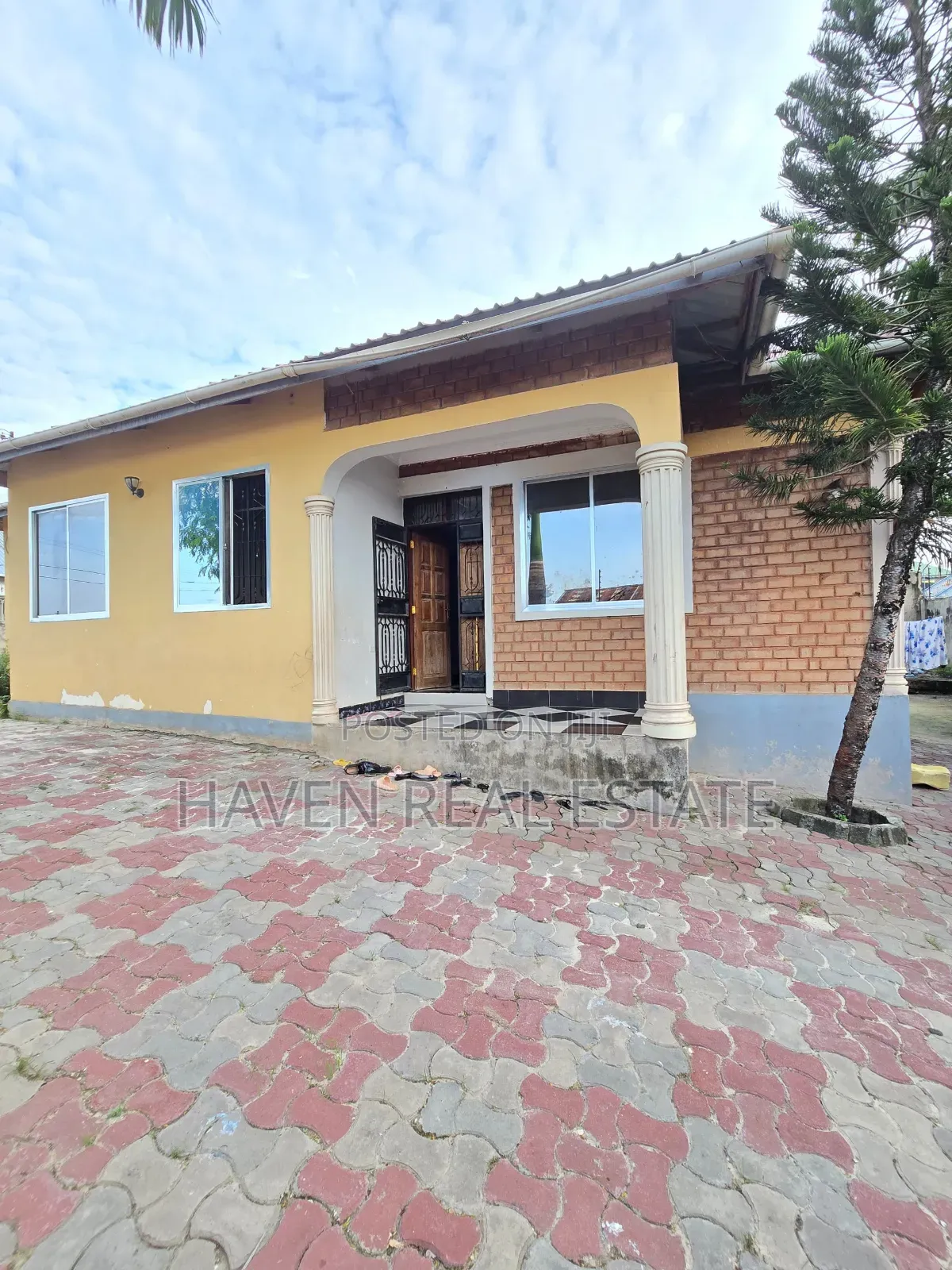 4bdrm House in Mbezi for sale in Mbezi