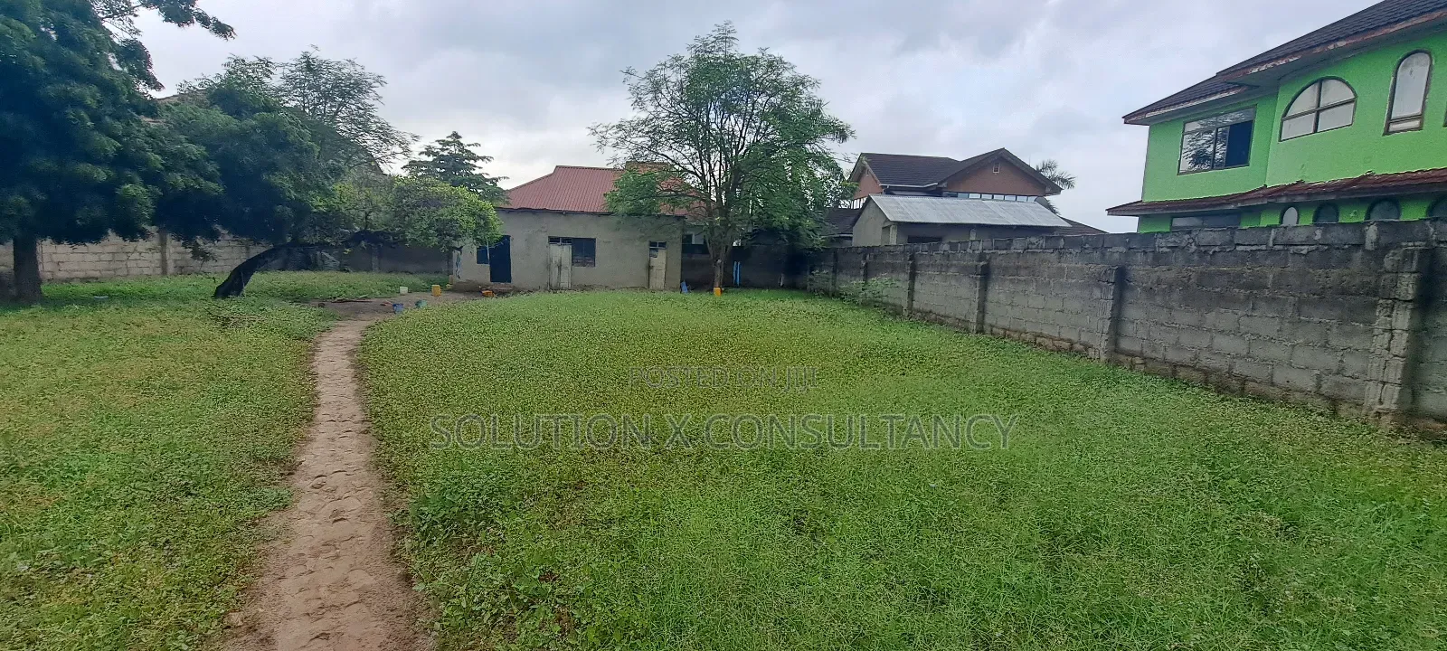 Kiwanja Kinauzwa Ununio in Kunduchi