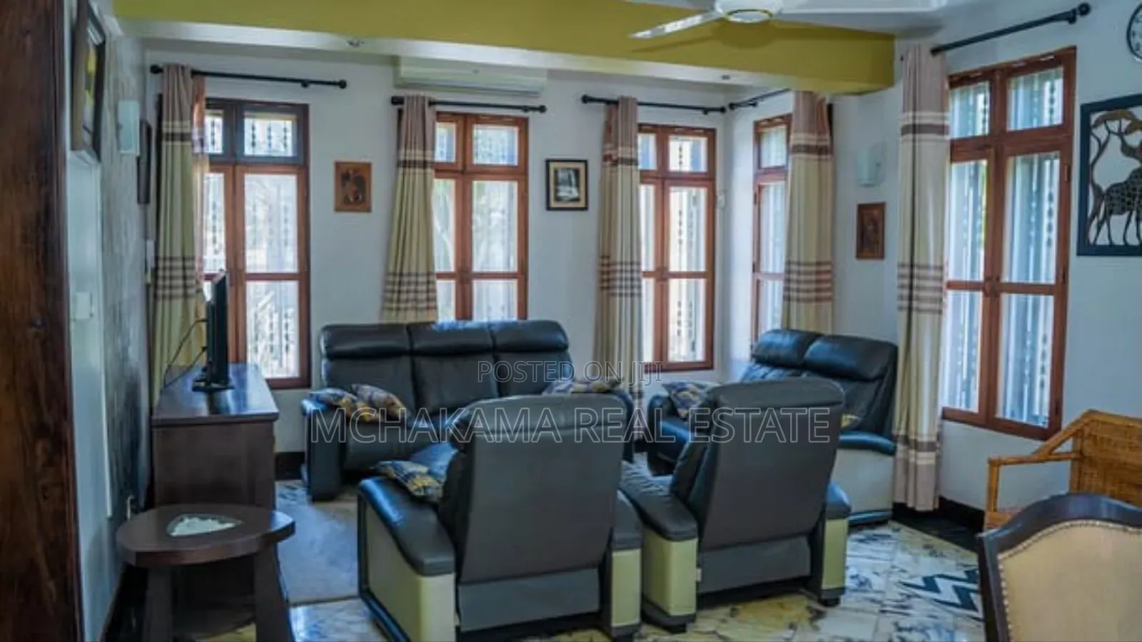 5bdrm Block of Flats in Mchakama Real Estate, Mbweni for sale in Mbweni