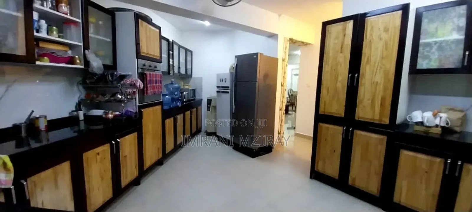 3bdrm Apartment in Kariakoo for sale in Kariakoo