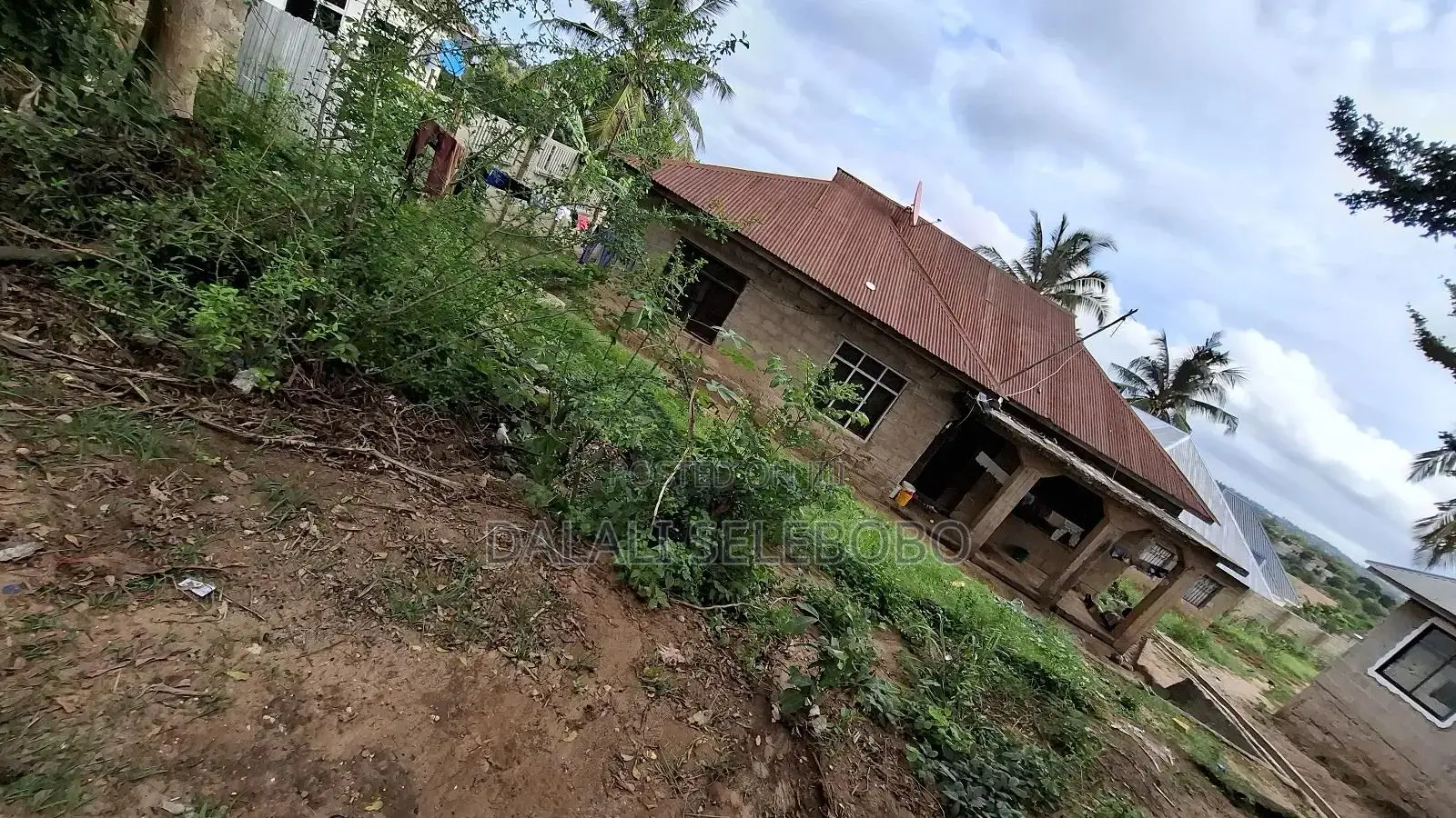 5bdrm Bungalow in Salasala, Kinondoni for sale in Kinondoni