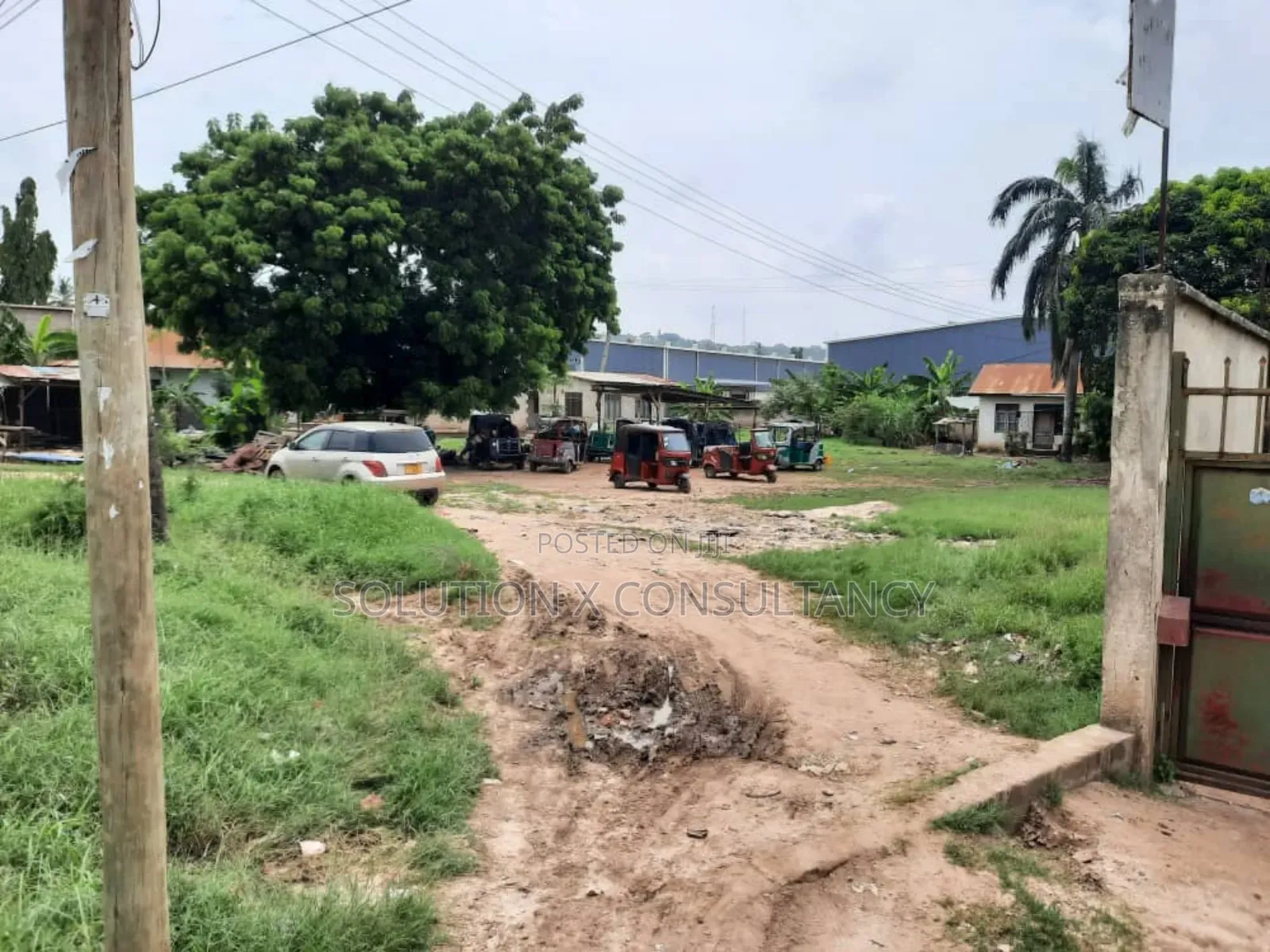 Kiwanja Kinauzwa Tegeta Wazo in Kunduchi