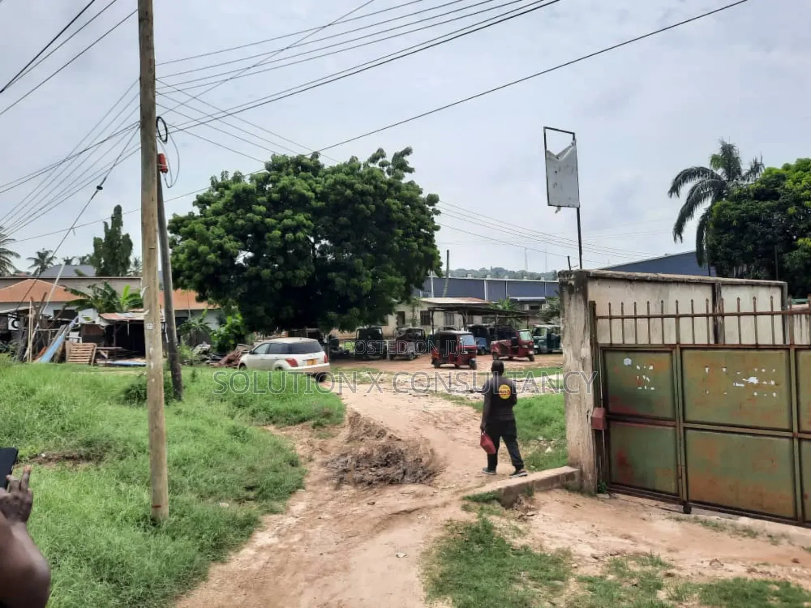 Kiwanja Kinauzwa Tegeta Wazo in Kunduchi