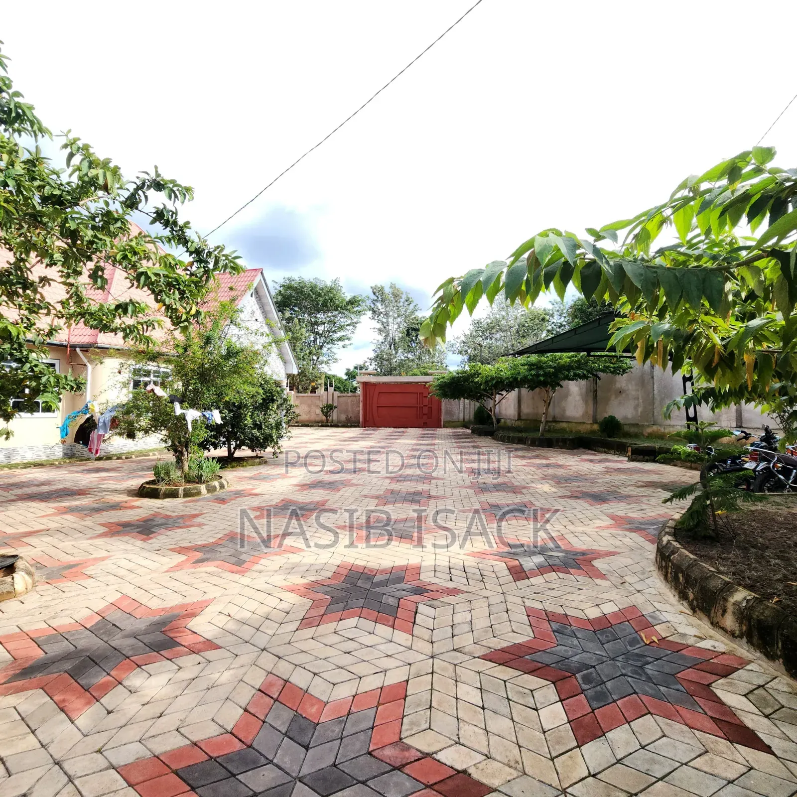 Furnished 6bdrm House in Kiseke for sale in Kiseke
