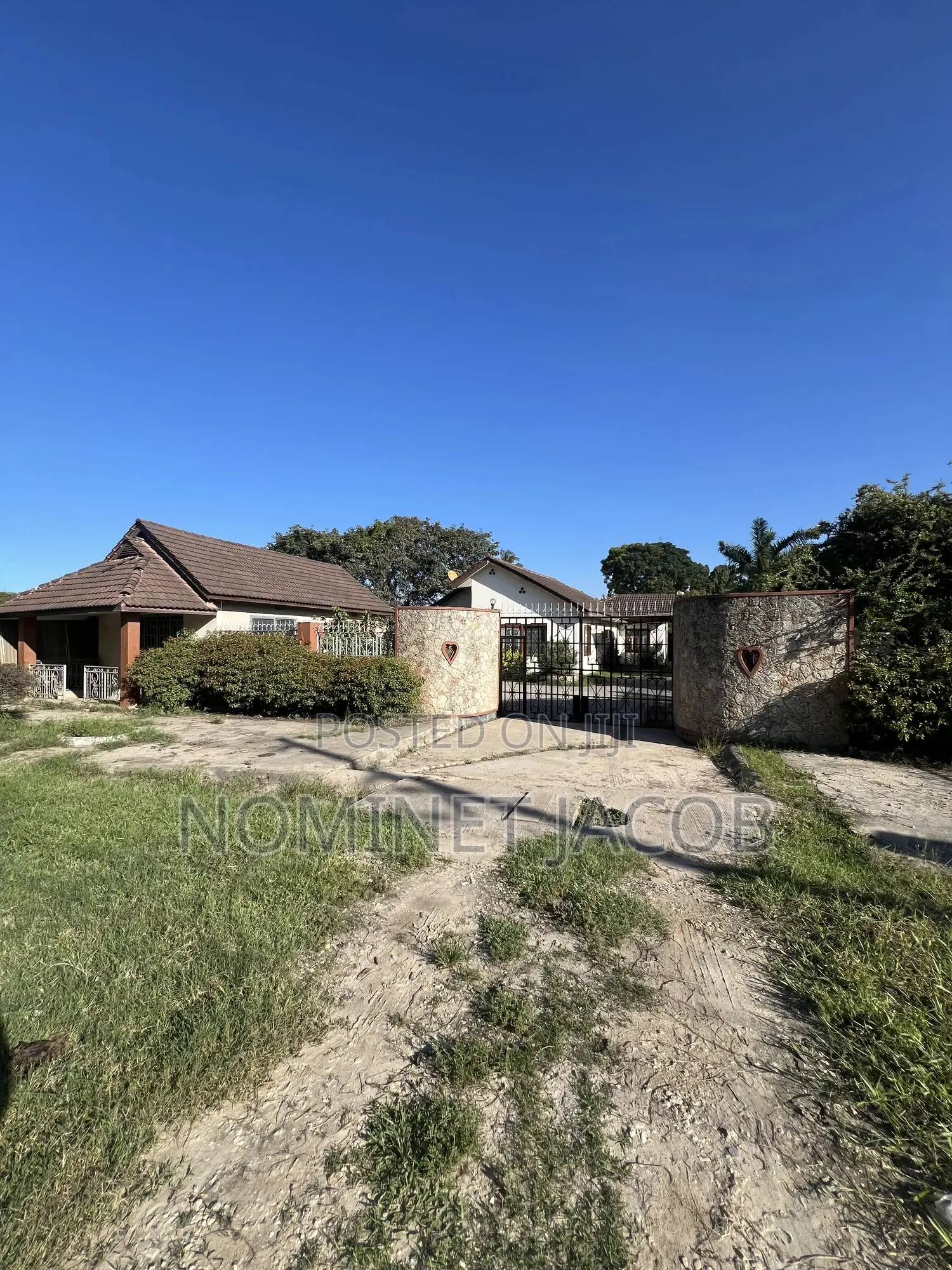 Plot for Sale CQMT 2000 Bei Dollar 800,000 in Mbezi Beach