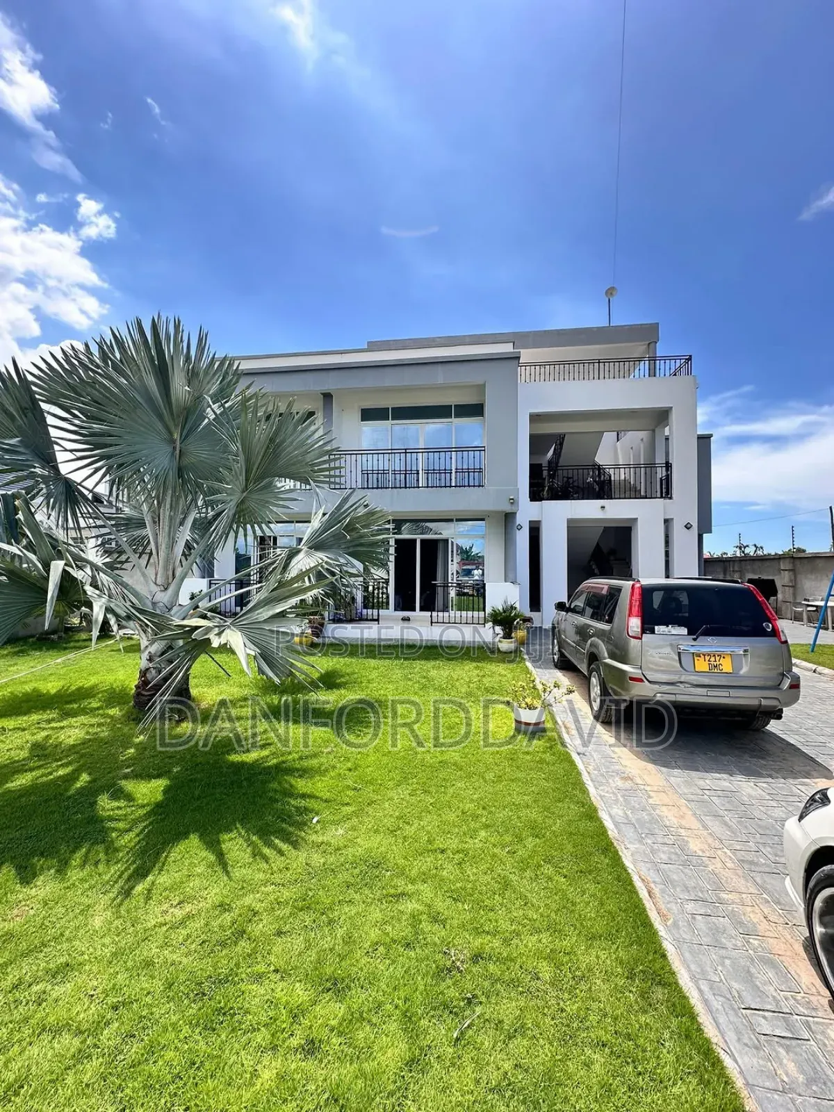 5bdrm House in Kahwa Real Estate, Mbweni for sale in Mbweni