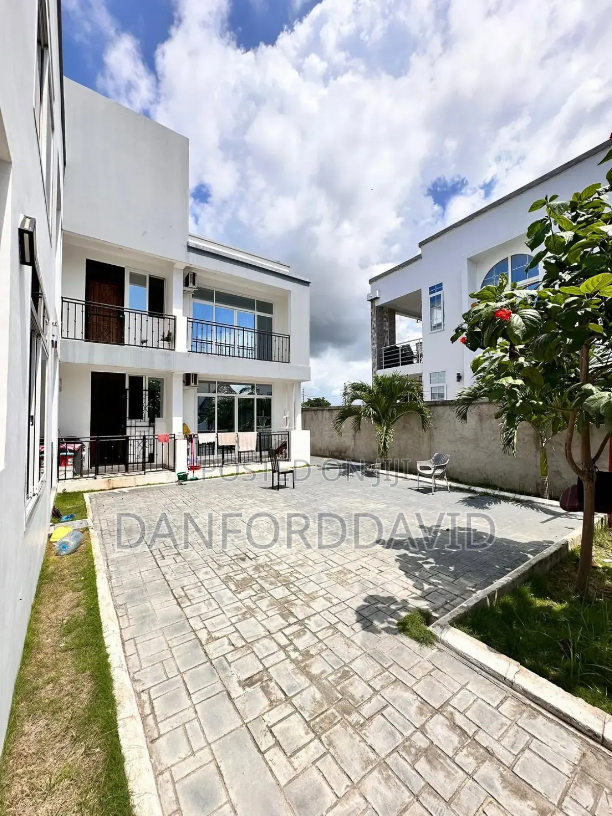 5bdrm House in Kahwa Real Estate, Mbweni for sale in Mbweni