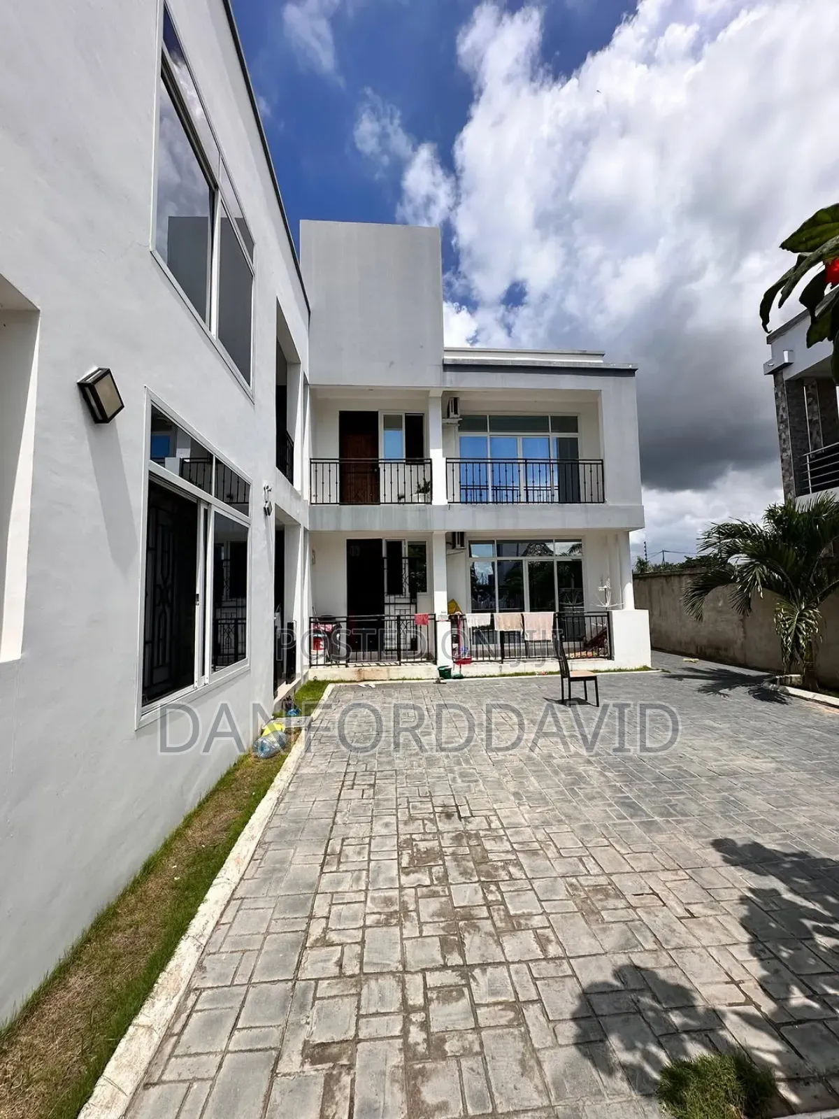 5bdrm House in Kahwa Real Estate, Mbweni for sale in Mbweni