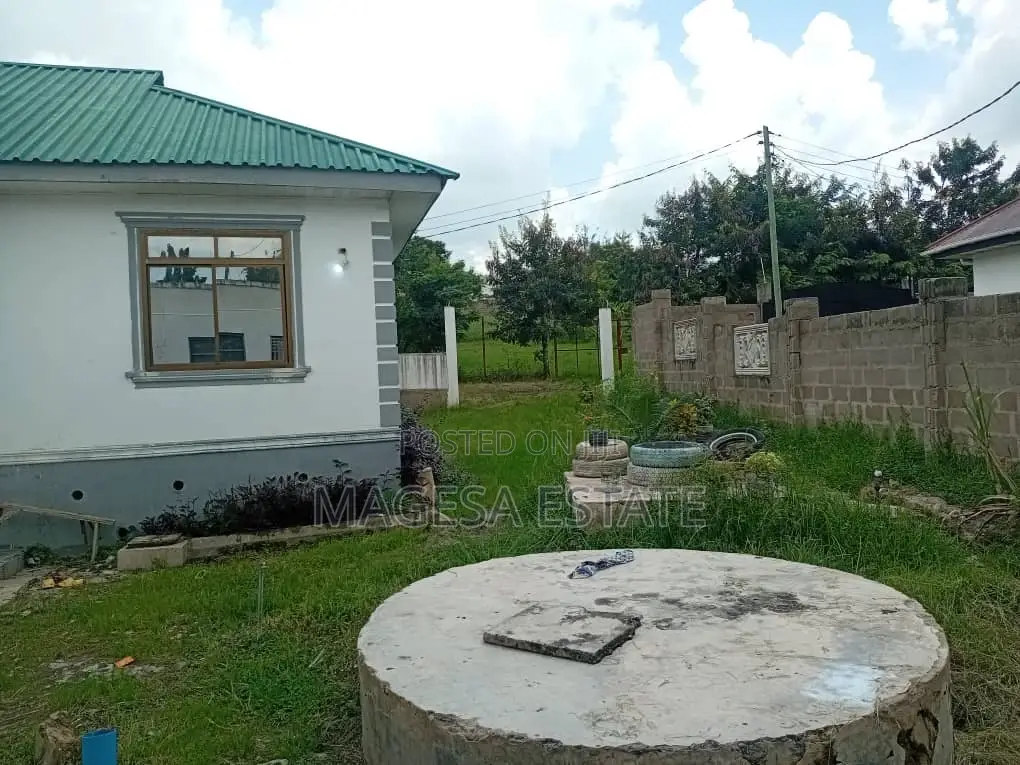 5bdrm House in Magesa Estate, Kinondoni for sale in Kinondoni