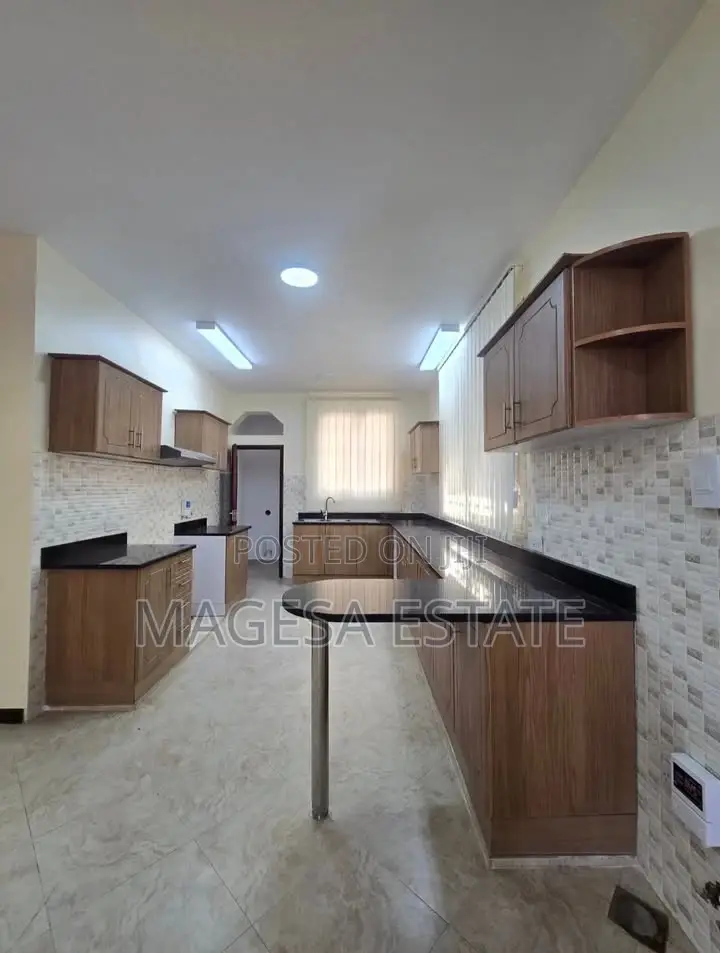 Furnished 4bdrm Apartment in Masaki for rent in Masaki