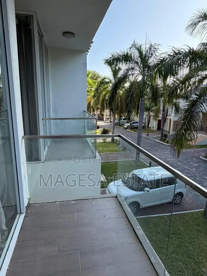 Furnished 5bdrm Apartment in Masaki for rent in Masaki