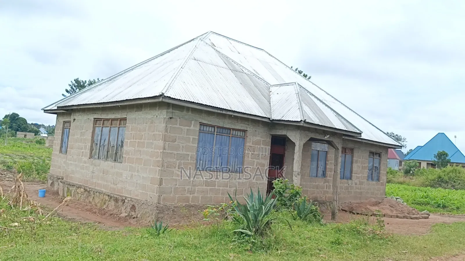 4bdrm House in Buswelu for sale in Buswelu