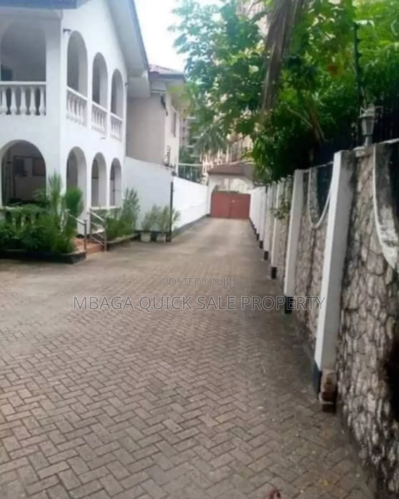4bdrm House in Upanga East for sale in Upanga East
