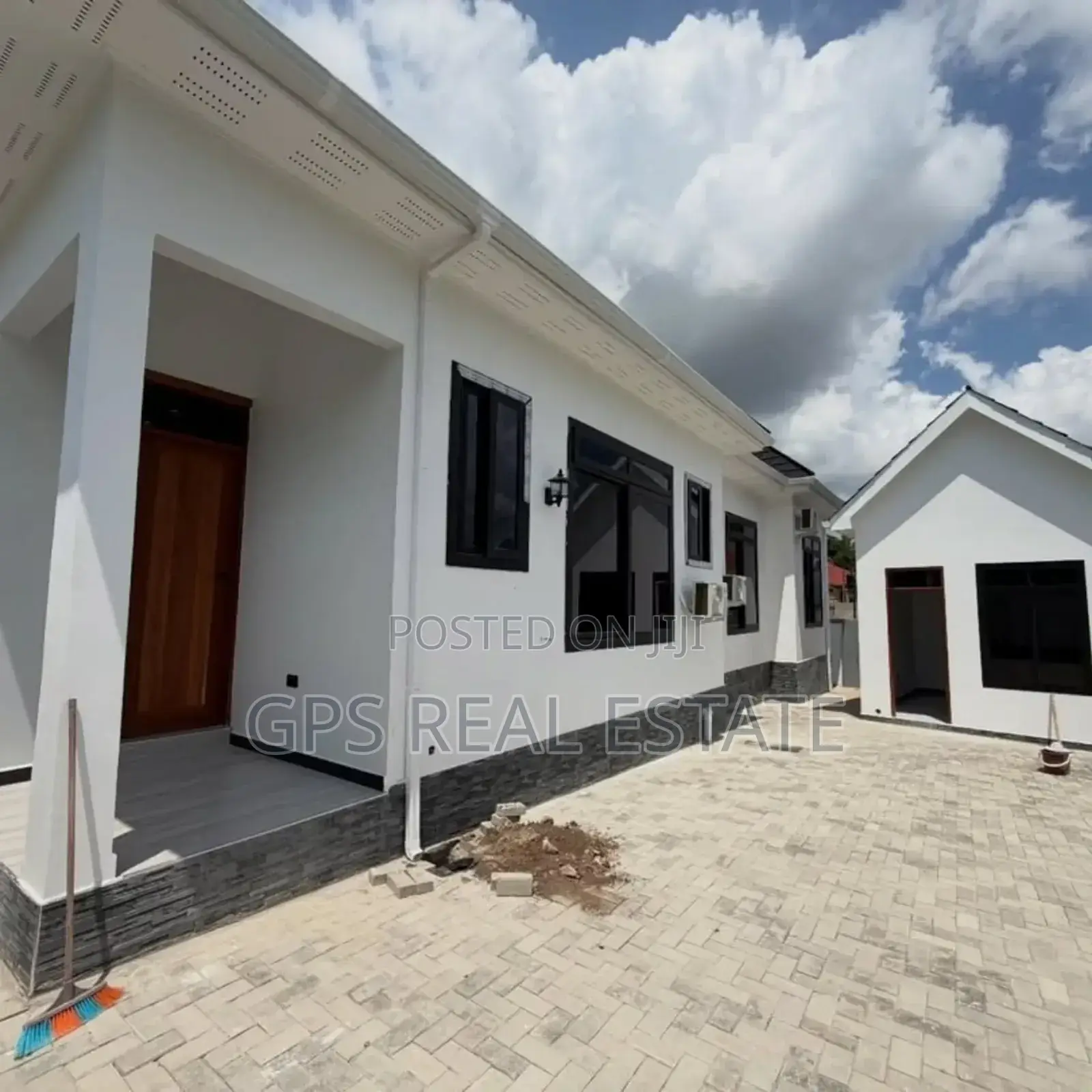 4bdrm House in Goba Lastanza, Kinondoni for sale in Kinondoni