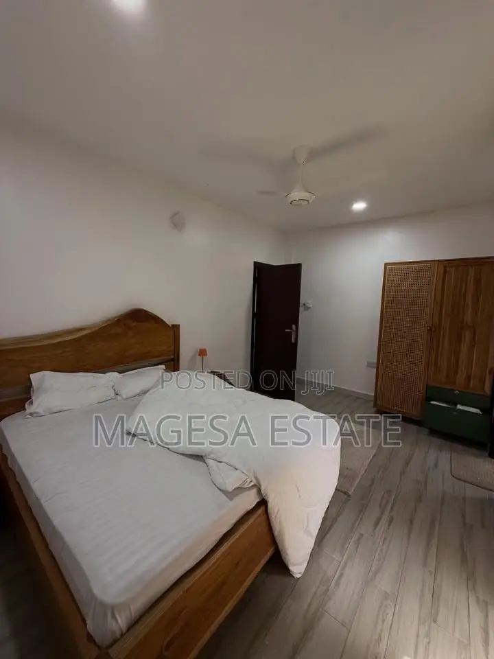 Furnished 1bdrm Apartment in Oyster Bay for rent in Oyster Bay
