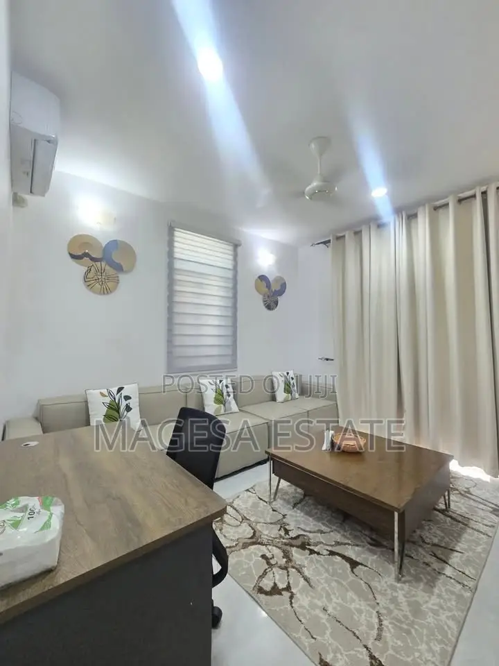 Furnished 1bdrm Apartment in Oyster Bay for rent in Oyster Bay