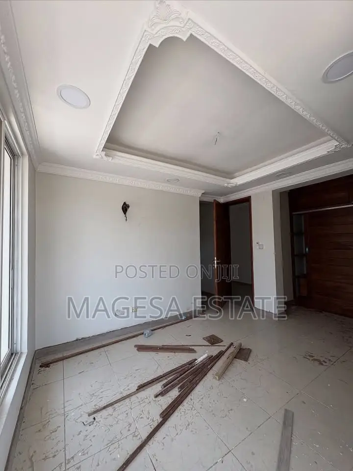 5bdrm Apartment in Oyster Bay for rent in Oyster Bay