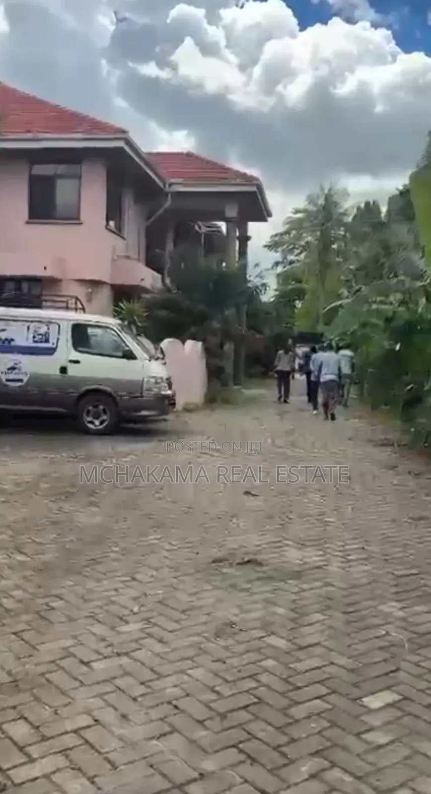 6bdrm Block of Flats in Mchakama Real Estate, Mikocheni for sale in Mikocheni