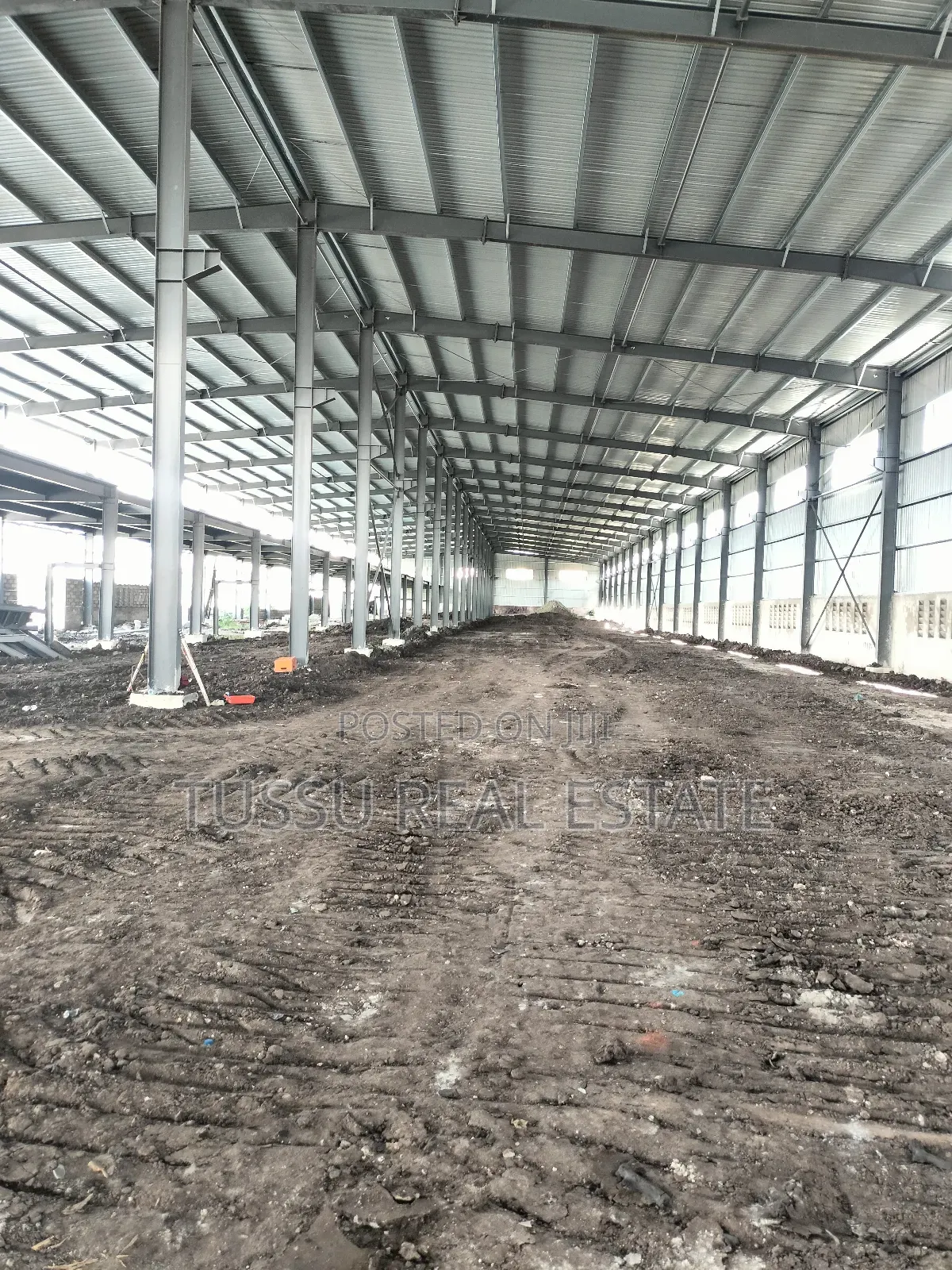 Ware House for Rent Tabata Mandela Road in Tabata