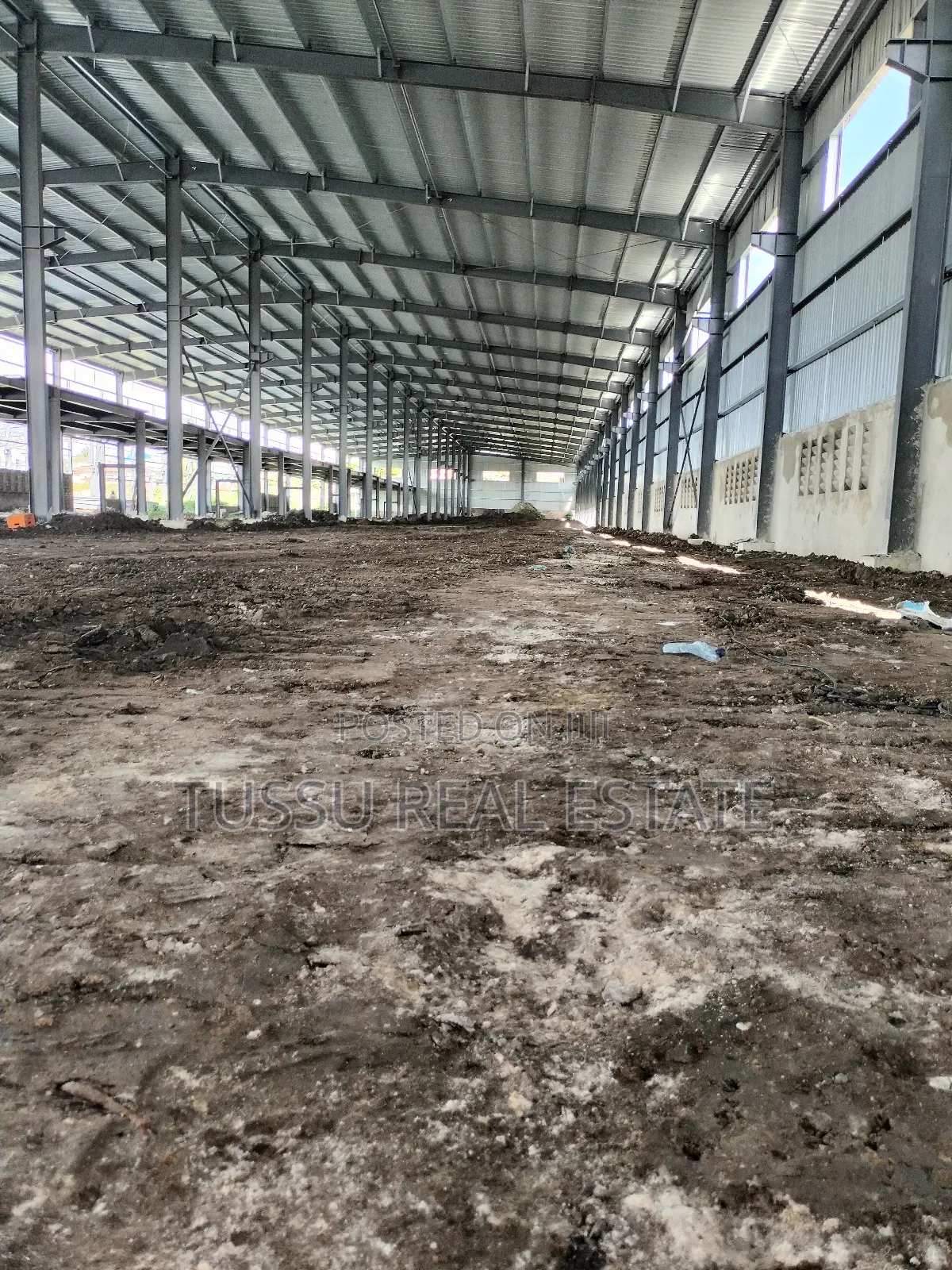 Ware House for Rent Tabata Mandela Road in Tabata