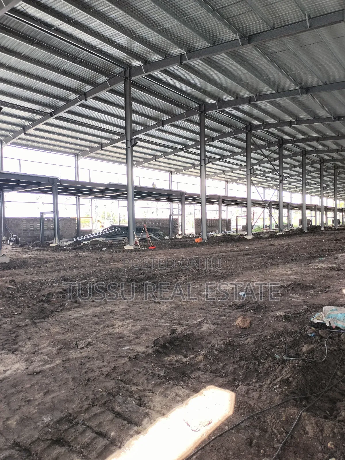 Ware House for Rent Tabata Mandela Road in Tabata