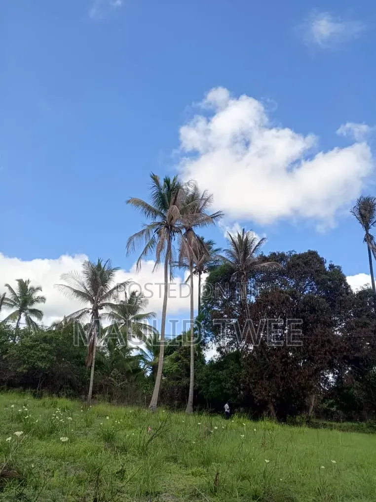 Eneo Linauzwa Mkuranga in Kinondoni