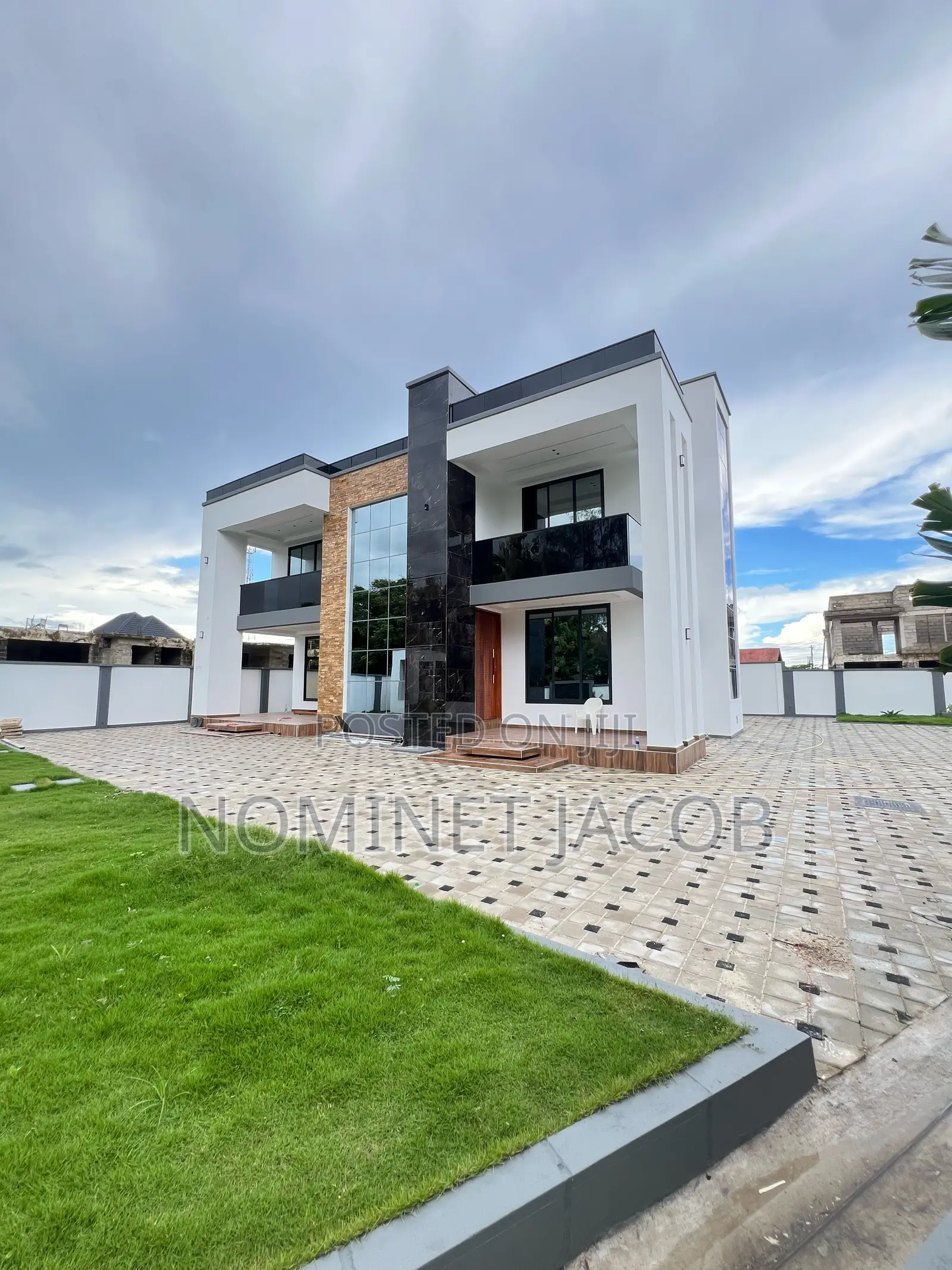 6bdrm House in Mbezi Jkt Dar Es, Mbweni for sale in Mbweni