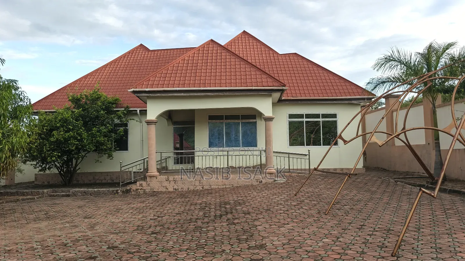Furnished 3bdrm House in Nyamongoro for sale in Nyamongoro