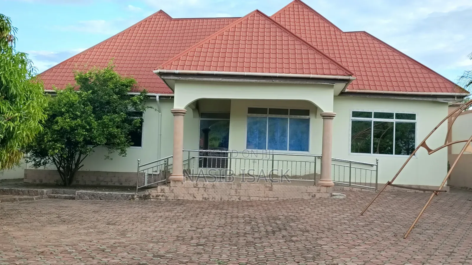 Furnished 3bdrm House in Nyamongoro for sale in Nyamongoro