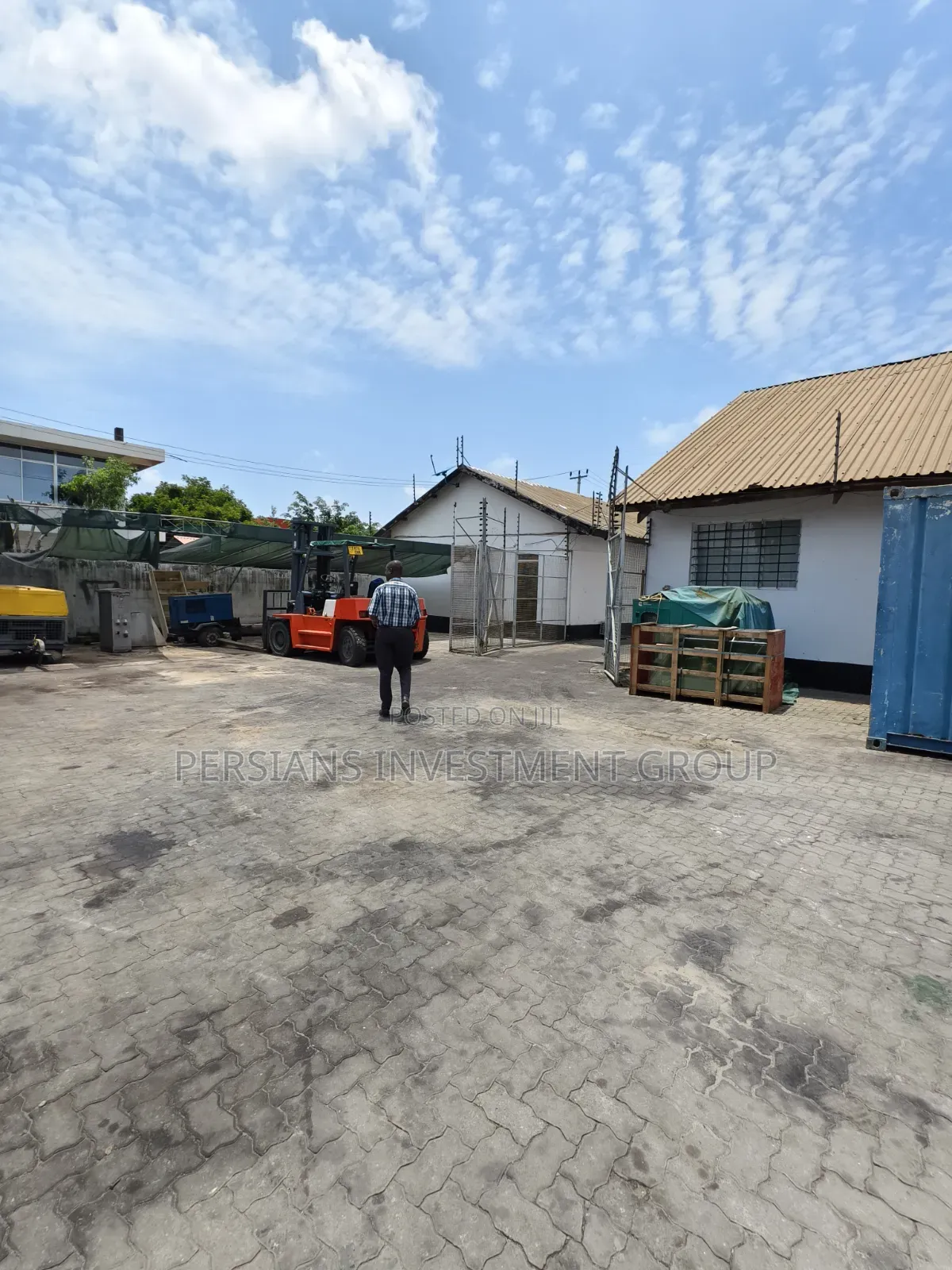 Warehouse for Storage in Azimio
