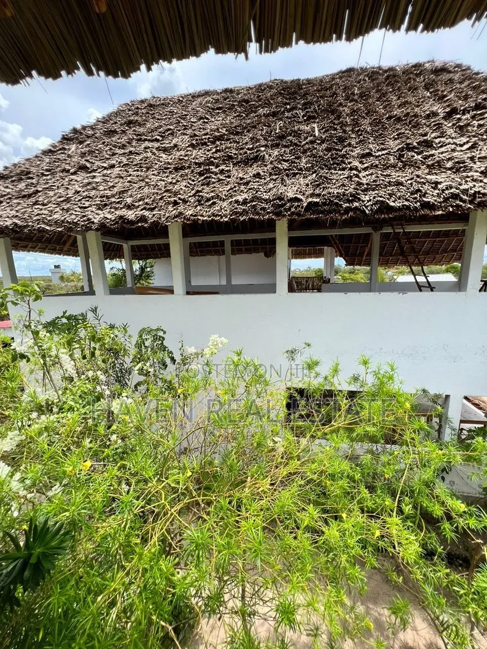 Furnished 6bdrm House in Kati for sale in Kati