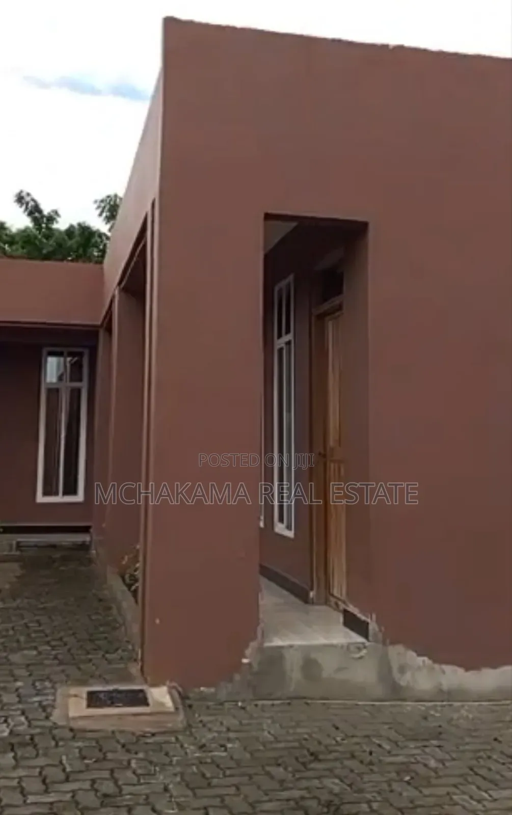 Furnished 11bdrm Apartment in Mchakama Real Estate, Bunju for sale in Bunju