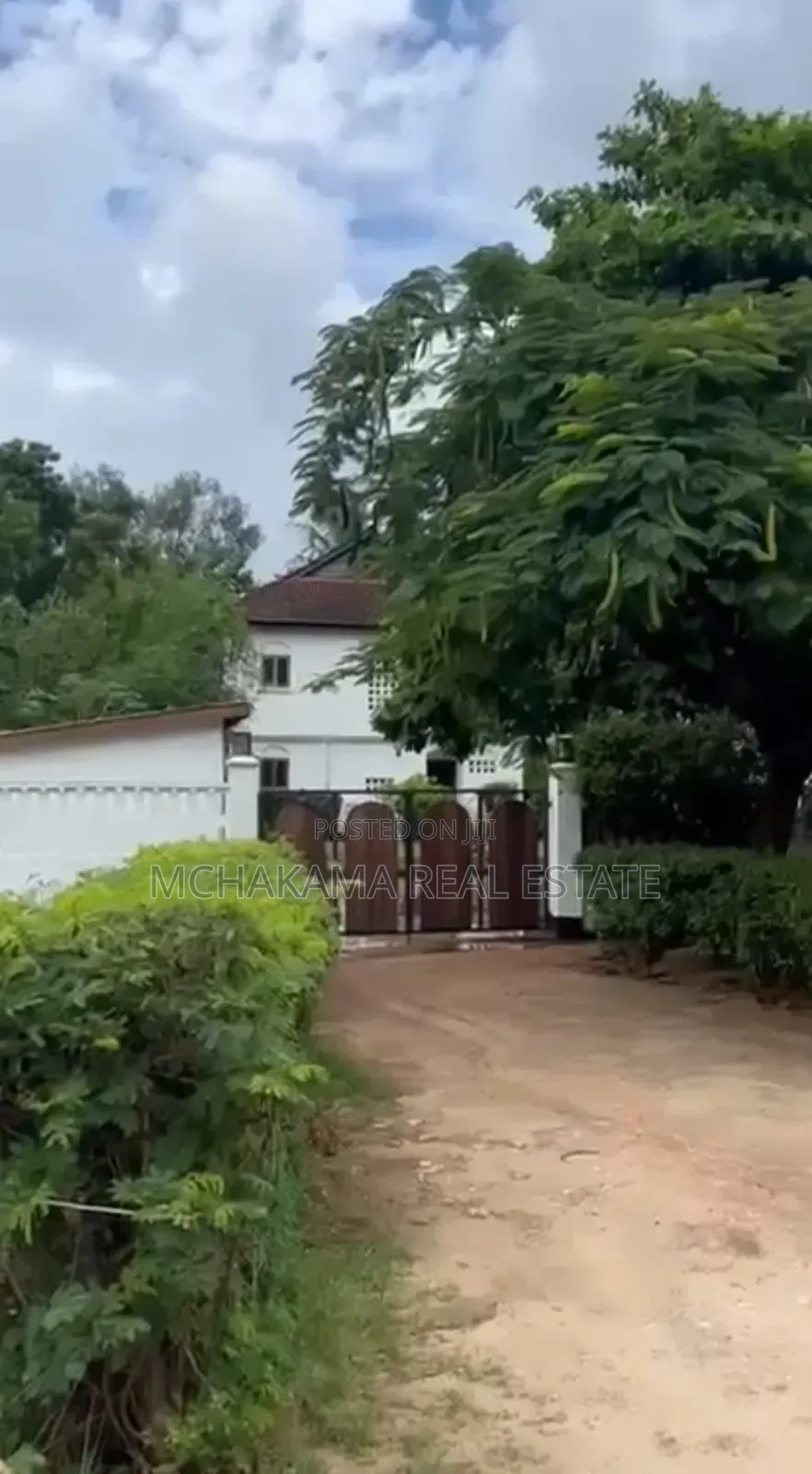 Furnished 2bdrm Apartment in Mchakama Real Estate, Mbezi Beach for sale in Mbezi Beach