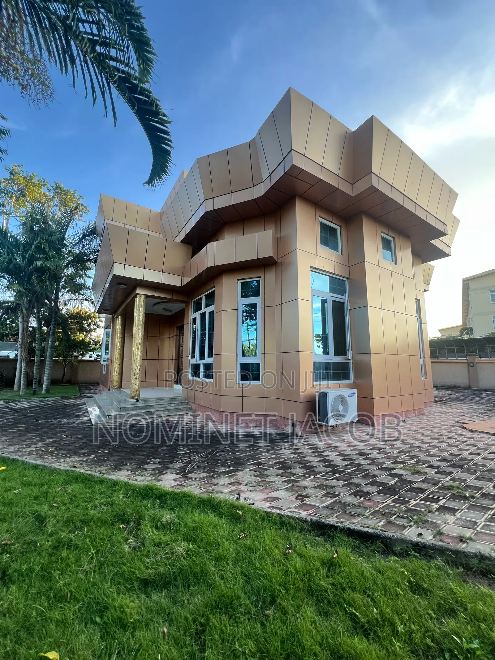 6bdrm House in Mbezi Beach Africana for sale in Mbezi Beach