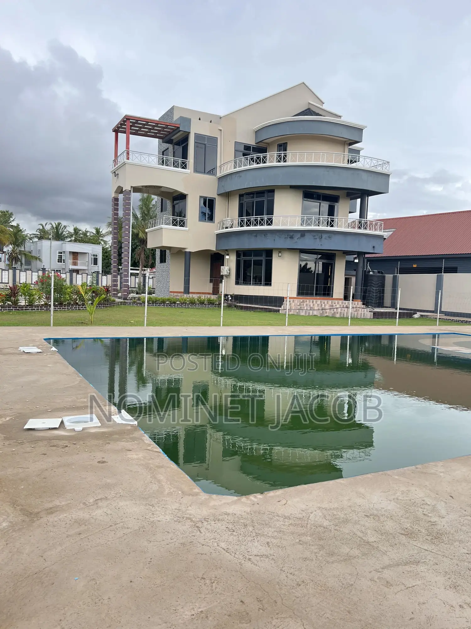 5bdrm House in Ununio Dar Es Salaam, Kunduchi for rent in Kunduchi