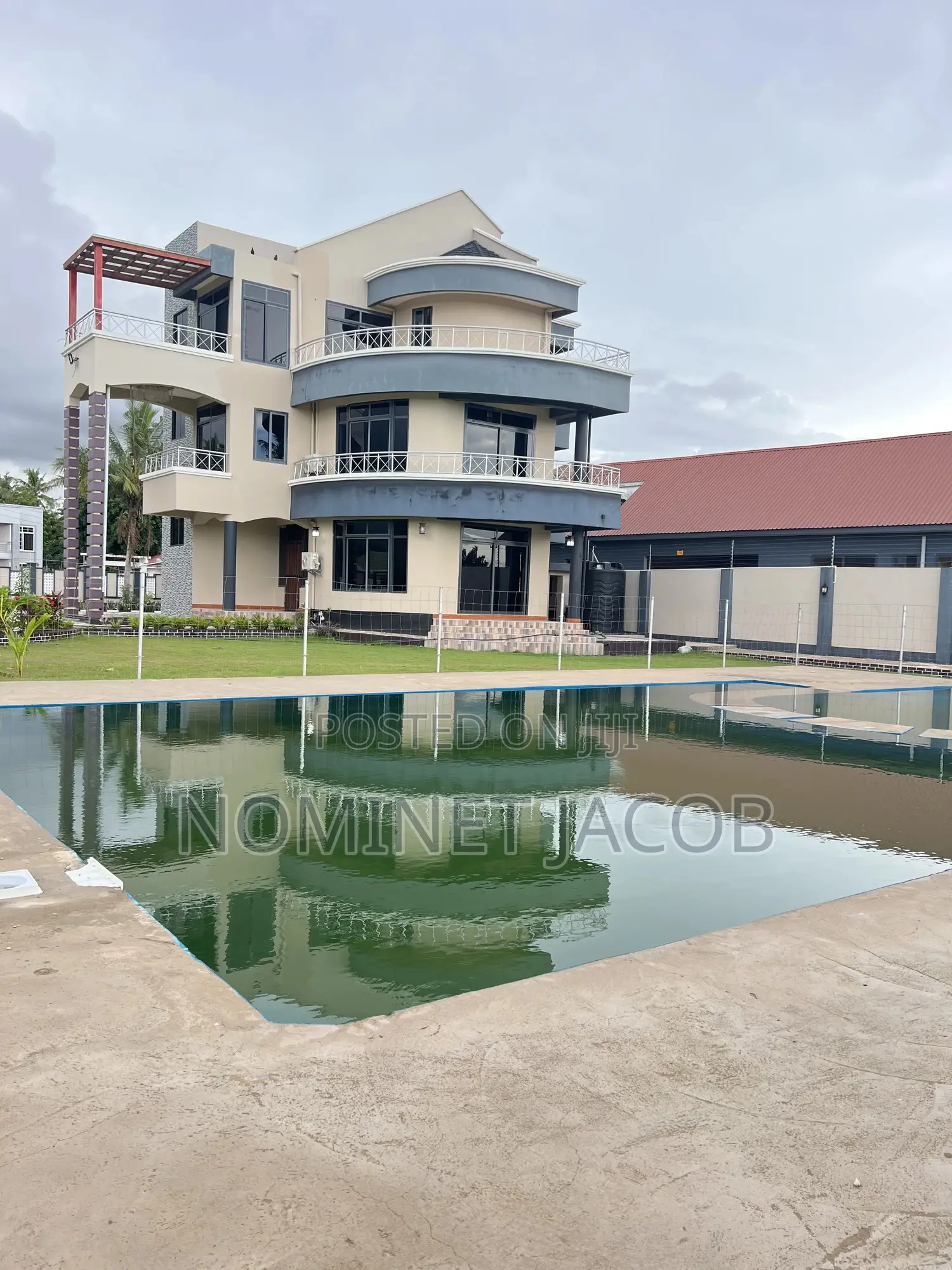5bdrm House in Ununio Dar Es Salaam, Kunduchi for rent in Kunduchi