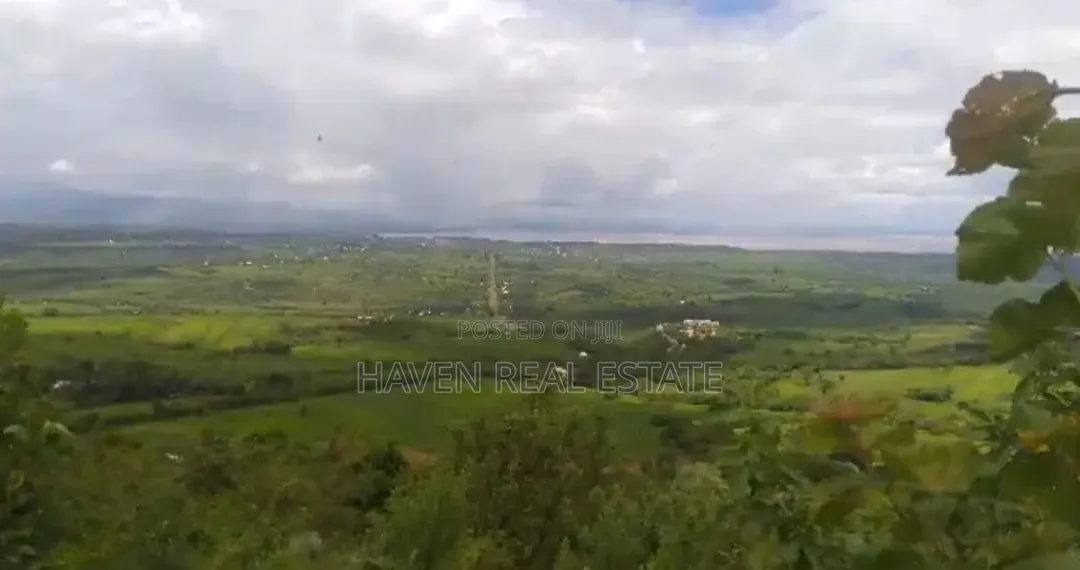 *Ekari 5 View Ziwa Manyara Linauzwa Kilimatembo-Madukani, Rhotia* in Rhotia