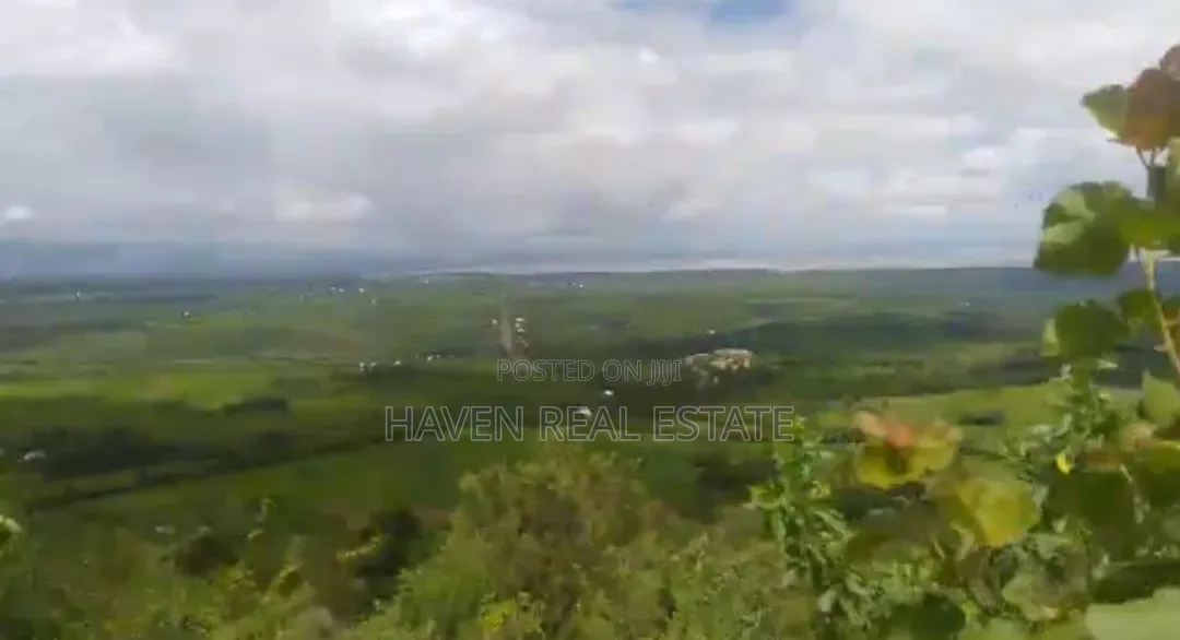 *Ekari 5 View Ziwa Manyara Linauzwa Kilimatembo-Madukani, Rhotia* in Rhotia