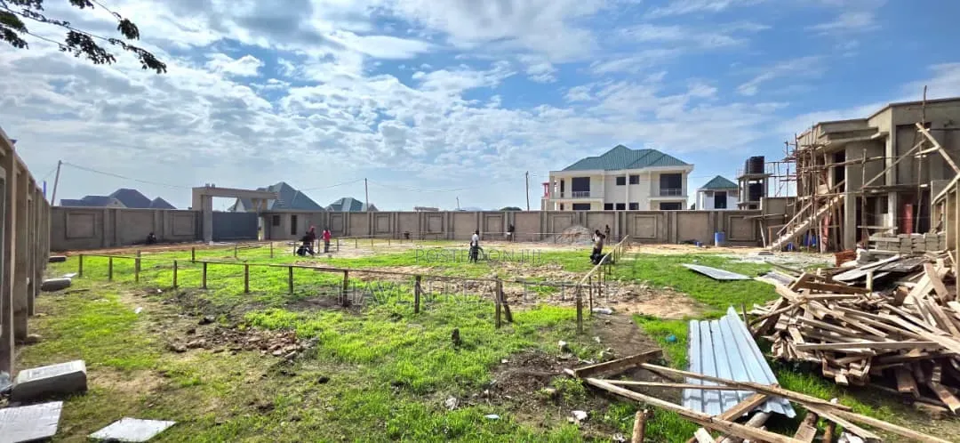 *Plot With Unfinished Project for Sale in Dodoma* in Babayu