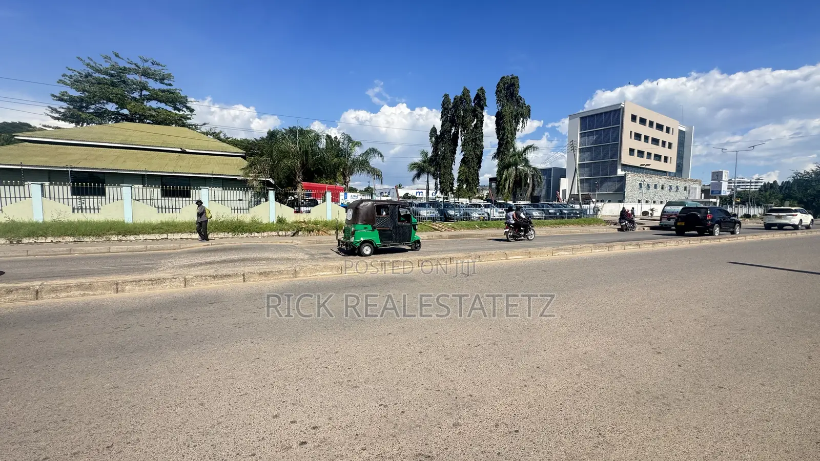 Kiwanja Kinauzwa Nera (Mwanza)- Karibu Na Ofisi Za Bank Kuu (B.O.T) in Mirongo