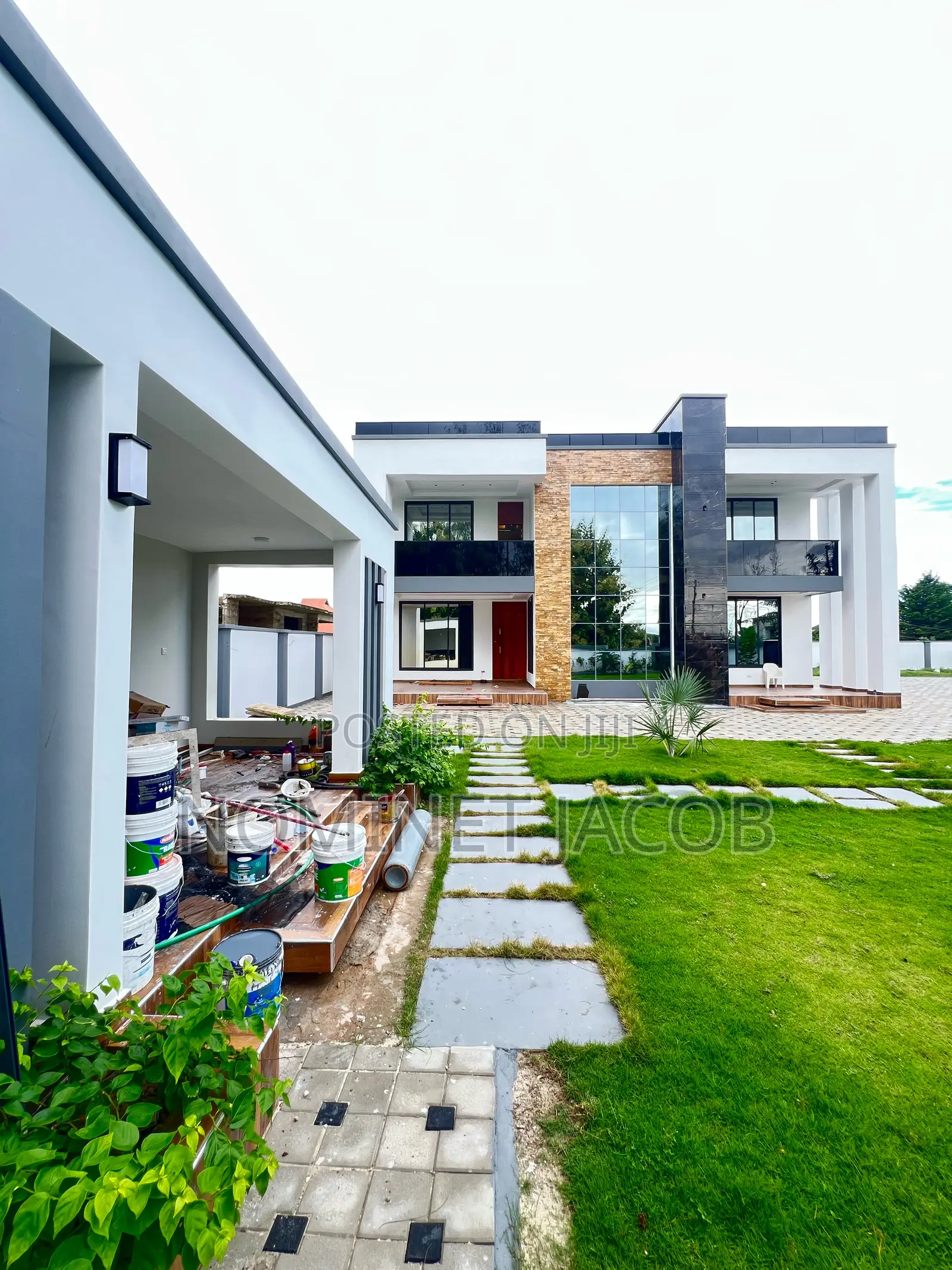 6bdrm House in Mbweni Jkt. Dar Es for sale in Mbweni