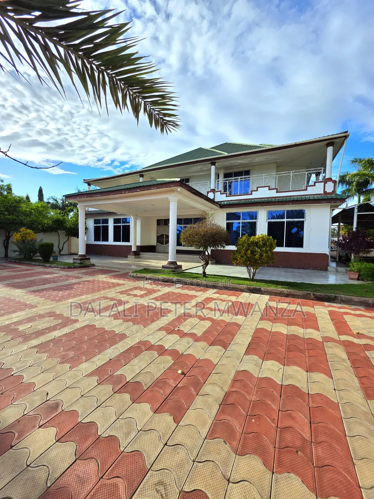 4bdrm Apartment in Rock City, Ilemela Ward for sale in Ilemela Ward