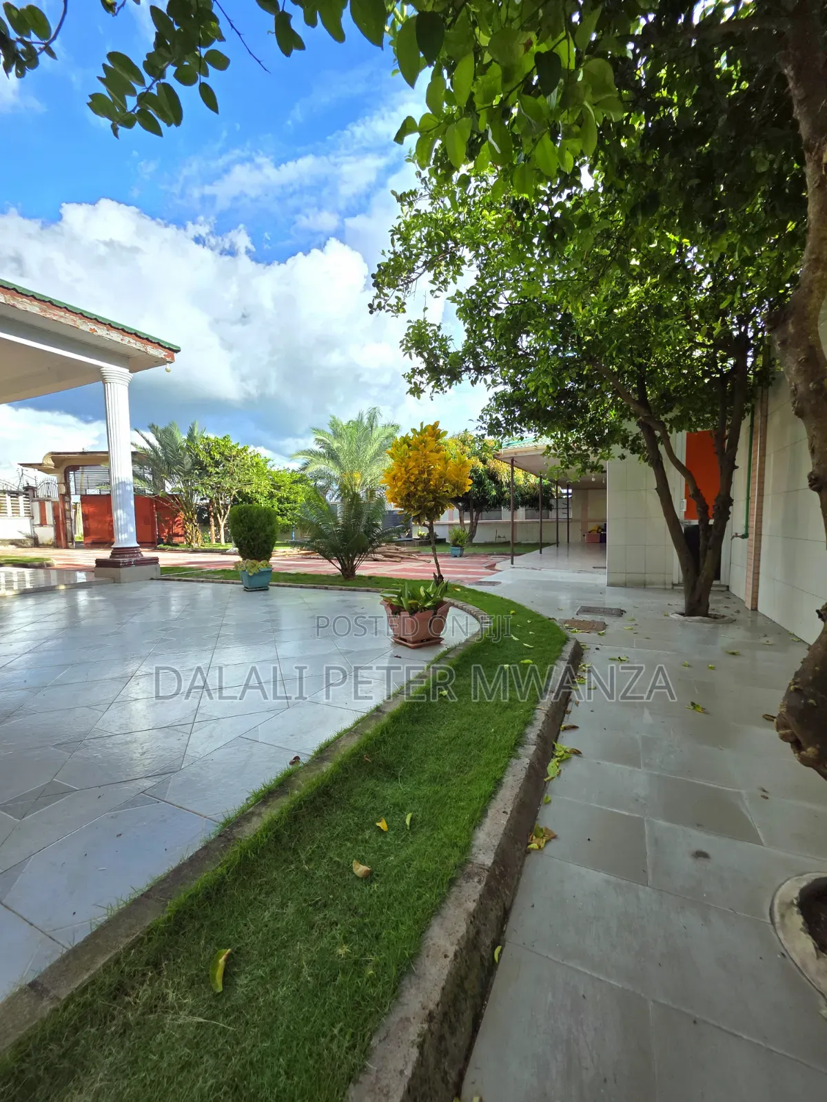 4bdrm Apartment in Rock City, Ilemela Ward for sale in Ilemela Ward