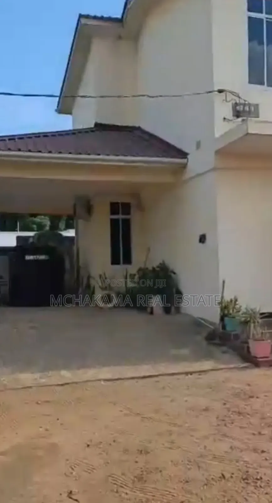 5bdrm Block of Flats in Mchakama Real Estate, Bunju for sale in Bunju