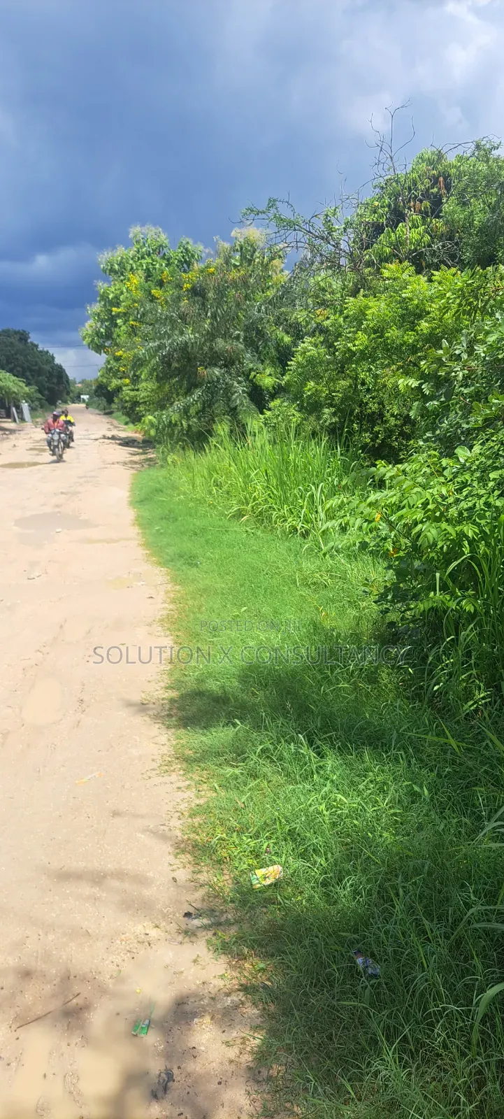 Kiwanja Kinauzwa Kerege Amani Bagamoyo in Kiromo