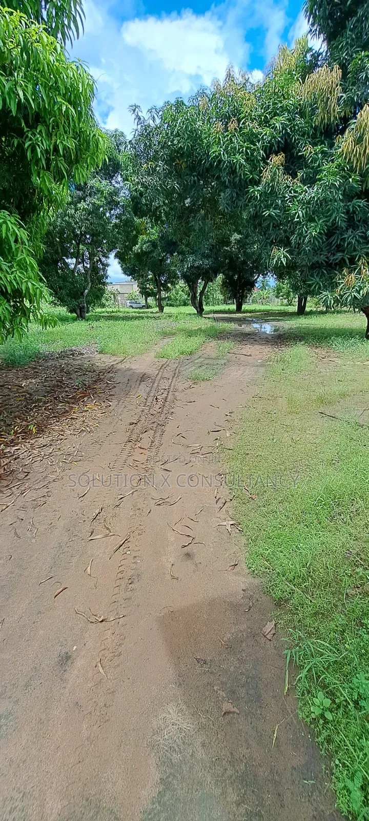 Kiwanja Kinauzwa Kerege - Amani - Bagamoyo- Tanzania in Kiromo