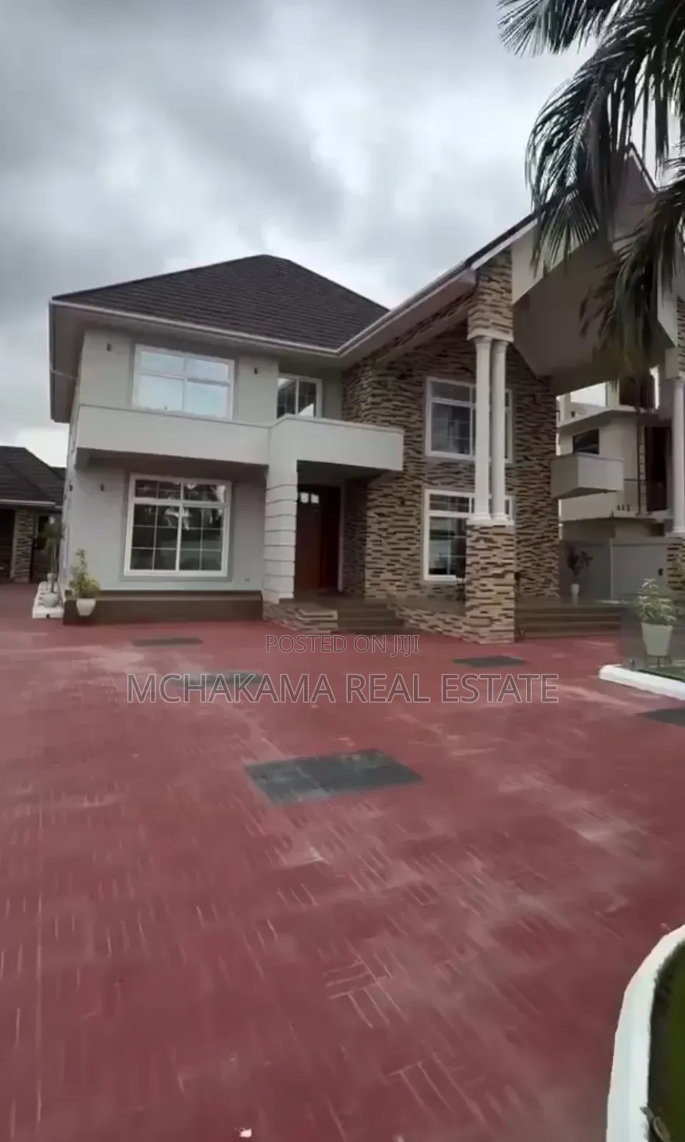 5bdrm Block of Flats in Mchakama Real Estate, Mbweni for sale in Mbweni