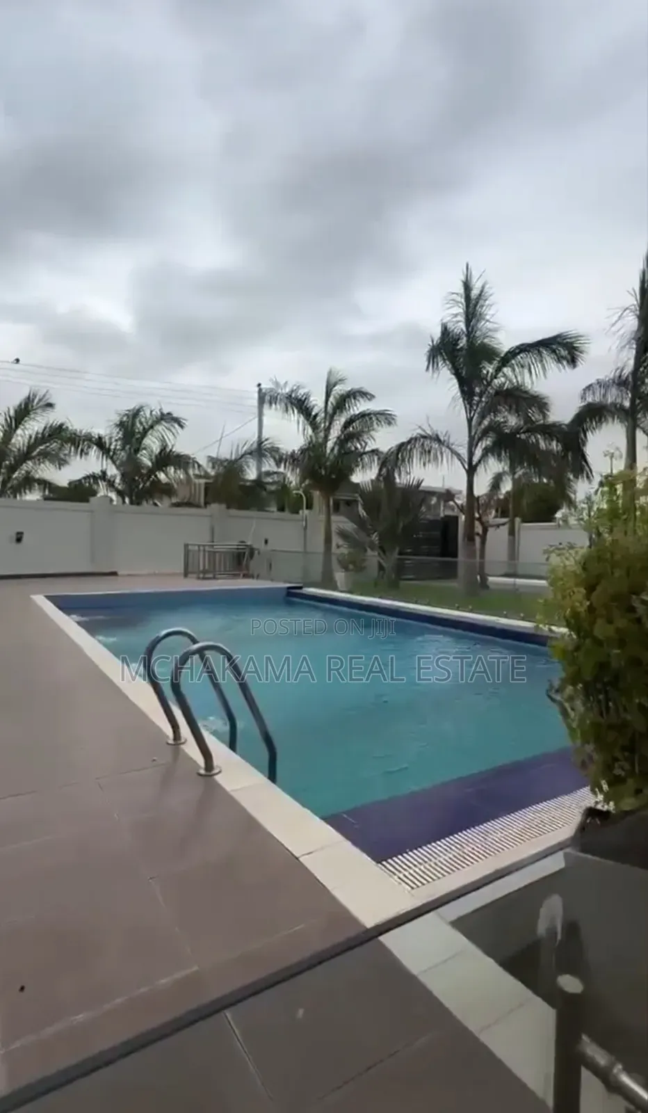 5bdrm Block of Flats in Mchakama Real Estate, Mbweni for sale in Mbweni