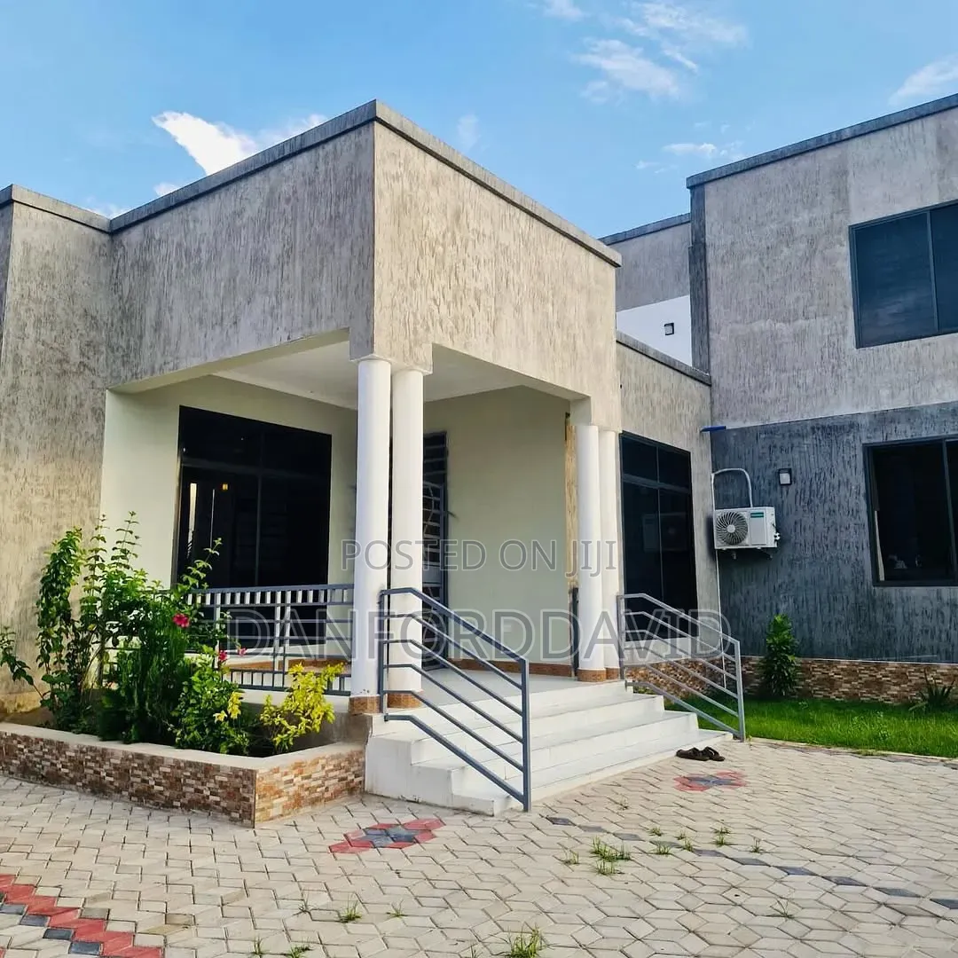 4bdrm House in Kahwa Real Estate, Mbweni for rent in Mbweni